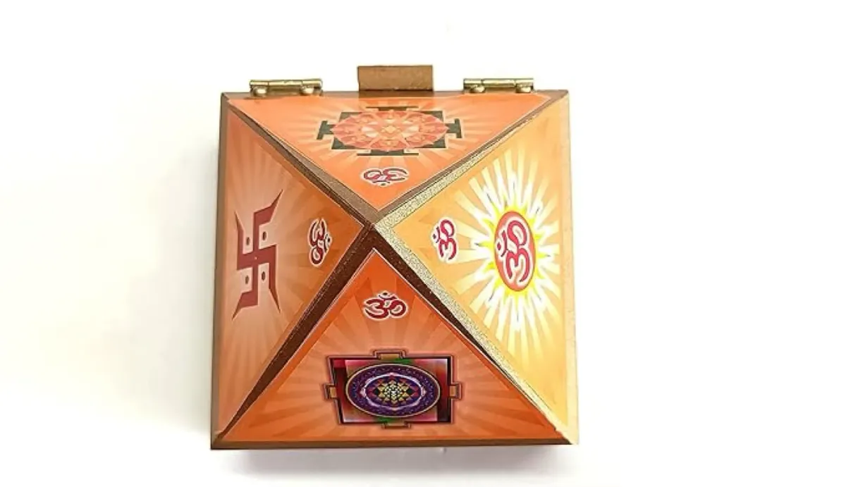 Aura Blessing Pyramid Wooden Box – Shree Yantra Decor with Laxmi Wealth Storage